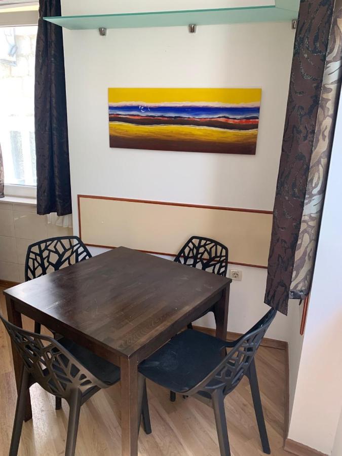 Apartments Epicentar Centar Baška Voda Dış mekan fotoğraf