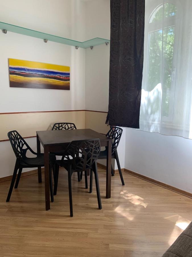 Apartments Epicentar Centar Baška Voda Dış mekan fotoğraf