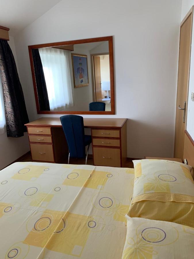 Apartments Epicentar Centar Baška Voda Dış mekan fotoğraf