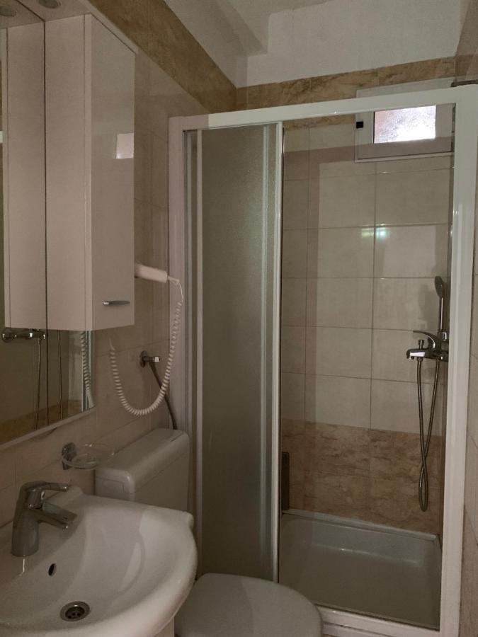 Apartments Epicentar Centar Baška Voda Dış mekan fotoğraf