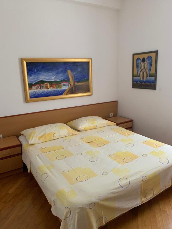 Apartments Epicentar Centar Baška Voda Dış mekan fotoğraf